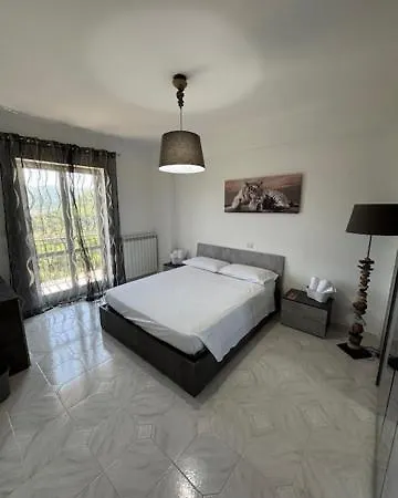 Yasmir Bed & Breakfast