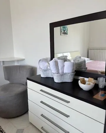 Yasmir Bed & Breakfast 3*