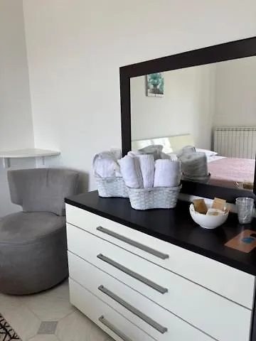 Yasmir Bed & Breakfast 3*